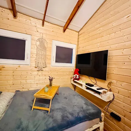 Urocza Z Jacuzzi I Sauna Pod Warszawa